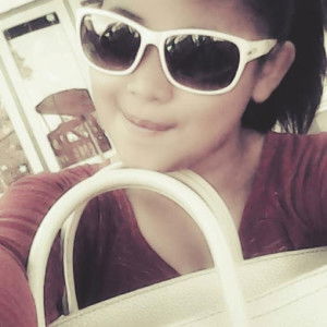 putri mentari profile icon