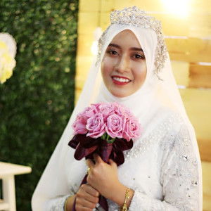 Azreena Abu Yazid profile icon