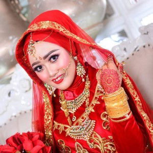 Desi Setyaningsih profile icon