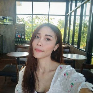 Sawinee Tak profile icon