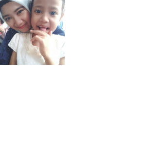 listia kuswarini profile icon