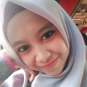 Fatimah Mukaromah profile icon