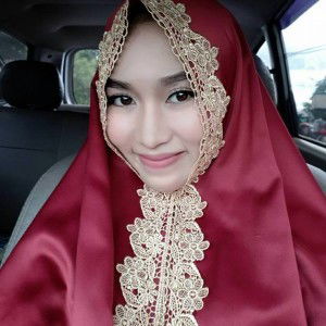 Rustiana Santi profile icon