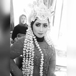 Novia Widuri profile icon