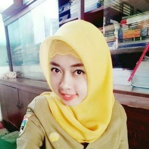 Indah Permatasari profile icon