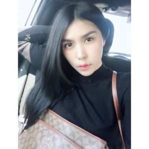 Spoil Amii Amii profile icon