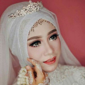 Desi Eka Pertiwi profile icon