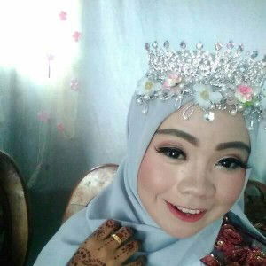 Mitha Febriantika profile icon