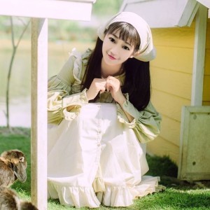 Intan Anggraeni profile icon