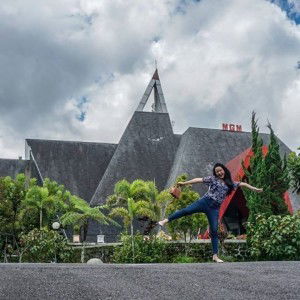 Ayu Laksmi profile icon