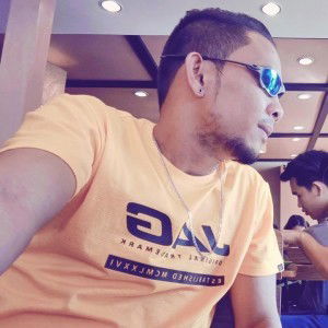 juls torres profile icon