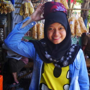 irianti aning profile icon