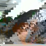 Resa Febrina profile icon