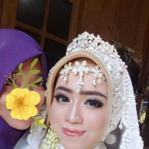 Endah Retno Kusumaningsih profile icon