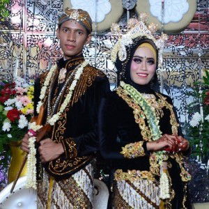 Fitri Selly Haryani profile icon