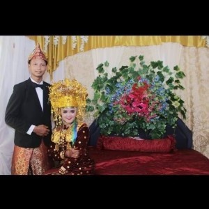 Fitri Yanti profile icon