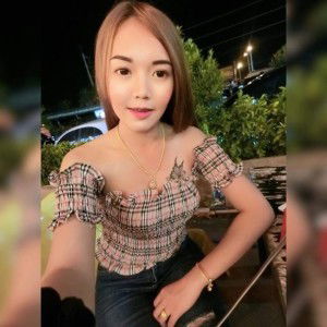 ชื่อ' ออม'มม profile icon