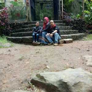 Ratna Dewi profile icon