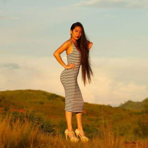 Im queenrovelyn profile icon