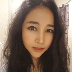 Naam Ka-nit Sasomsap profile icon