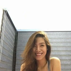 Yna Flores profile icon