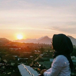 Ernitha Cynthia Dewi profile icon