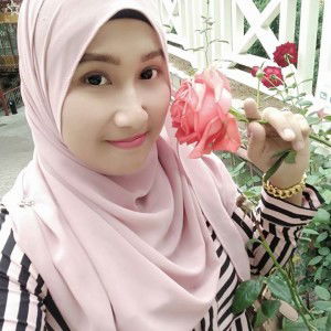 Nur Farhana Pauzi profile icon