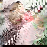 Nur Farhana Pauzi profile icon