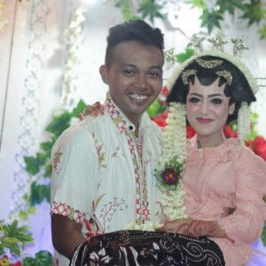 Thata Warasto profile icon