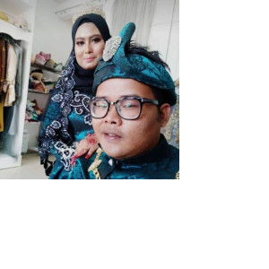 Elly Azleng profile icon