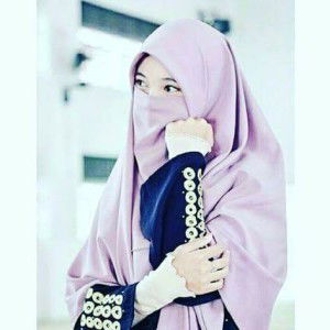 Putri Zahra profile icon