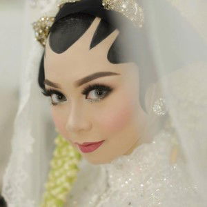 Riris Novytania profile icon