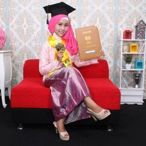 Nida Ghaida profile icon