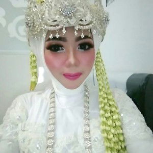 Munah Lusianah profile icon