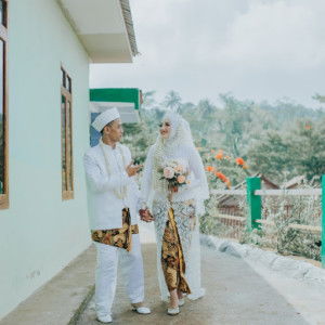 endah purwati profile icon