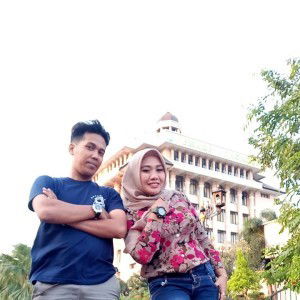 Ririn Ratnasari profile icon