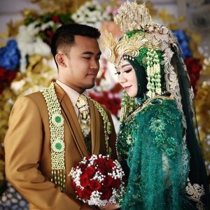Indah Rosita Sari Soetardjo profile icon