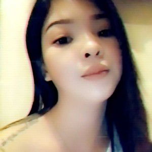 Arlyn Dayrit Valencia profile icon