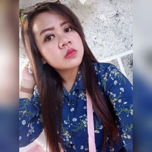 Indah Sarii profile icon