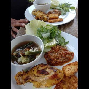 Chika Anggia J profile icon