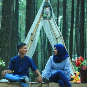 Nining Erna Sari profile icon