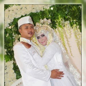 Reni Septiadiningrat profile icon