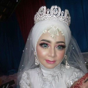 Fitry Yuliani profile icon