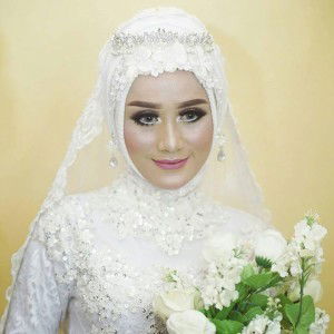 Isna Karima Sari profile icon