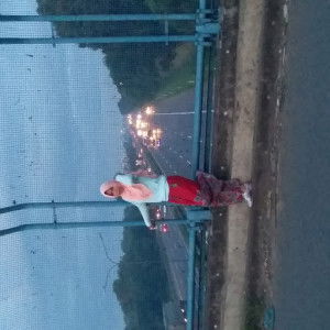 Titin Anggraini profile icon