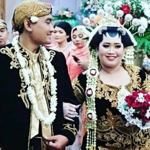 Rienda Putrie Hutami profile icon