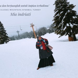 Mia Indriati profile icon