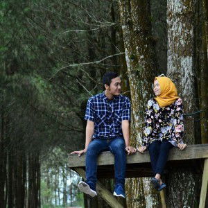 Fitria Nur Aziz profile icon