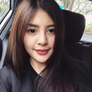 Nghi Lý Uyển profile icon