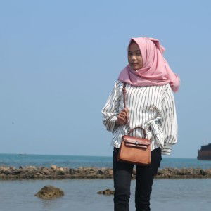 Rheyna Amomo profile icon